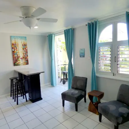 Beach One Bedroom Suite A17
