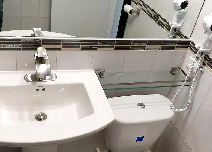 Aparthotel One Bedroom A17