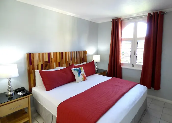 Aparthotel One Bedroom A17 4*